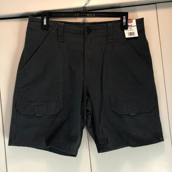 Wrangler Classic Hiker Cargo Shorts Size 30 UPF 30.        GS