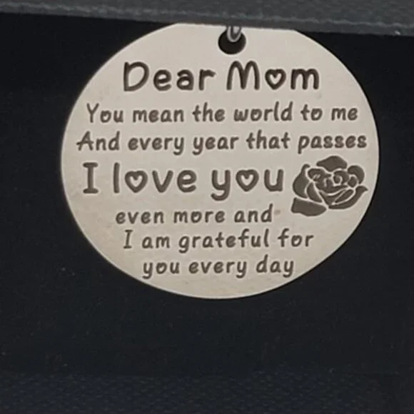 Dear Mom You Mean The World to Me Keychain Silver Tone Bag Charm Bag Ring New