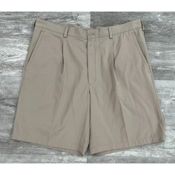 Nike Fit Dry Chino Golf Pleated Shorts Khaki Mens 40x10 Beige Belt Loops