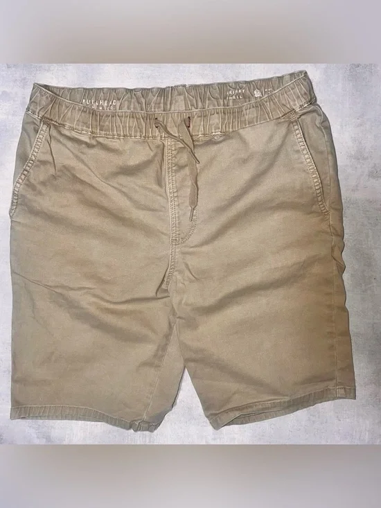 Bullhead Men's Tan Drawstring Flat-Front Shorts