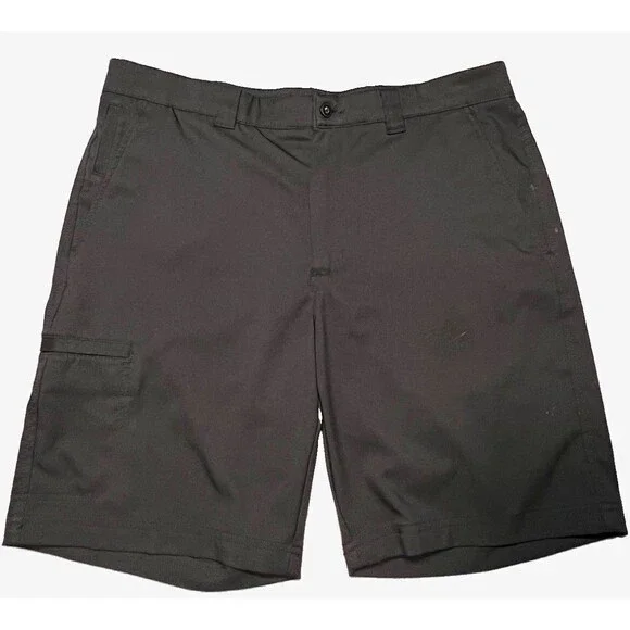 PGA TOUR Men's Black Cargo Golf Shorts 34W 9