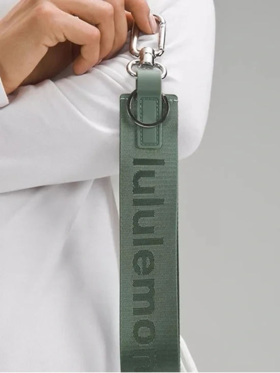 Lululemon Never Lost Keychain Willow Leaf/Meadow Haze/Silver NWT