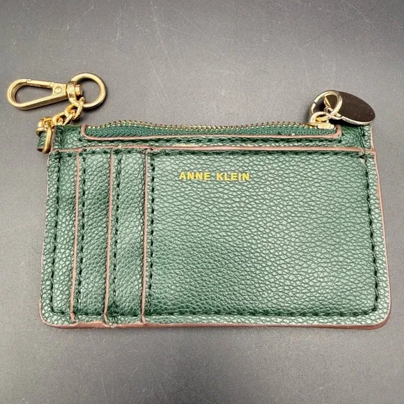 Anne Klein Forest Green Pebbled Card Case Wallet Keychain Gold Lion Medallion