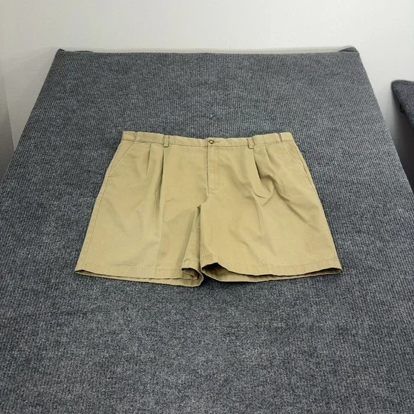 LL Bean Shorts Mens 44 Khaki Cotton Pleated Comfort Waist Casual Classic Style