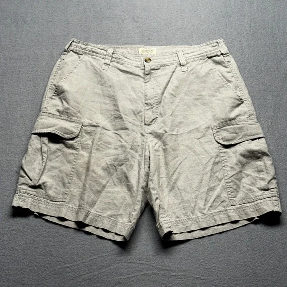 St John's Bay Mens Cargo Shorts Size 38 Beige Ramie Cotton Blend Utility Pocket