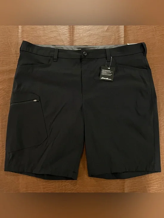 NWT Eddie Bauer Men’s Rainier Stretch Golf Activewear Shorts - Size 42