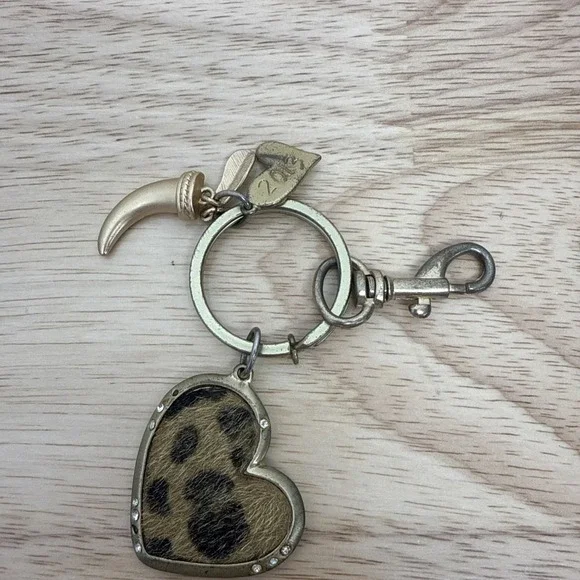 Chico's Key Chain Charm Leopard‎ heart Faux Fur 2013