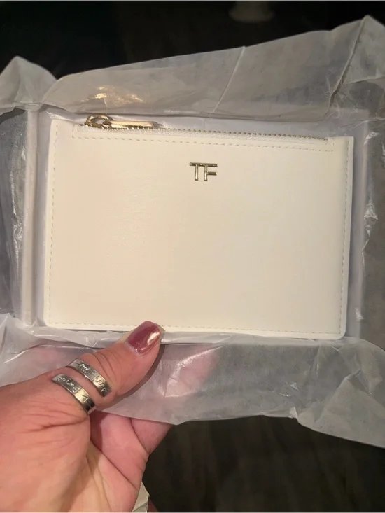 Tom Ford White Leather Zip Card Holder with Gold TF Monogram size 4x6