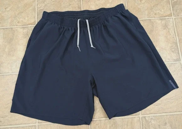 Adidas men sz XL 7