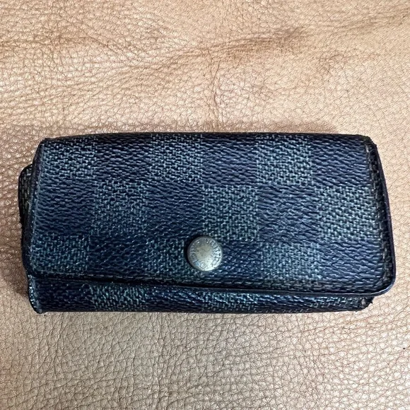 LOUIS VUITTON Damier Ebene Multicles 4 Key Holder‎