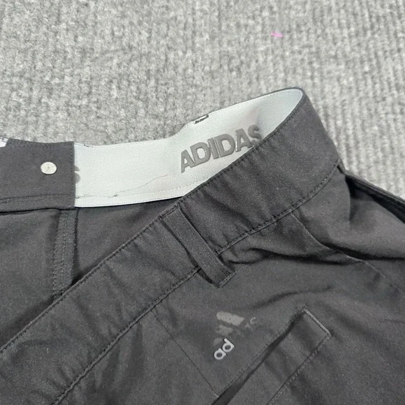 Adidas Shorts Mens 36 Black Microfiber Chino Golf Flat Front Summer Casual