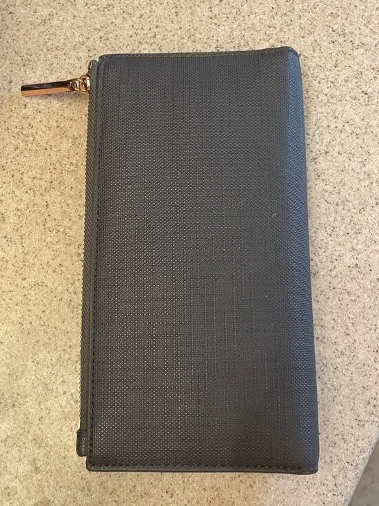 Dagne Dover Gray/Charcoal Wallet