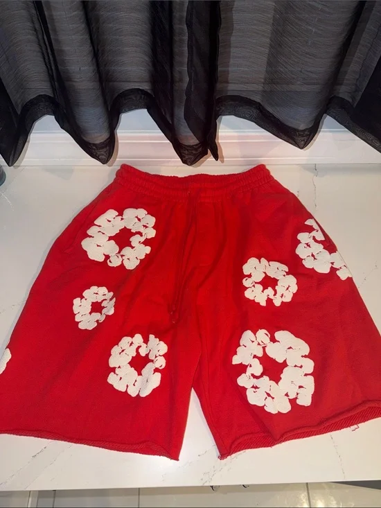 Denim Tears Red Men Shorts Size Medium NEVER USED ONLY TRIED ON .