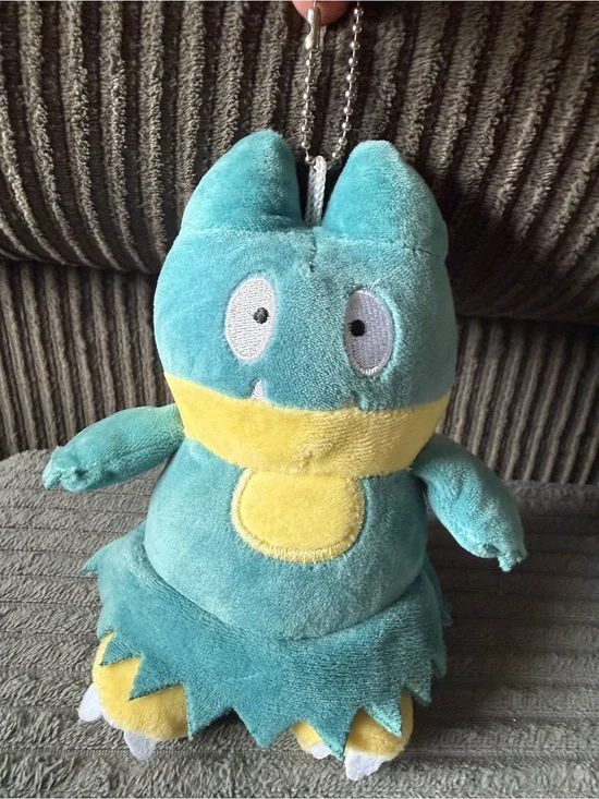 Munchlax Pokemon Teal and Yellow Plush Keychain Key Toy Holder