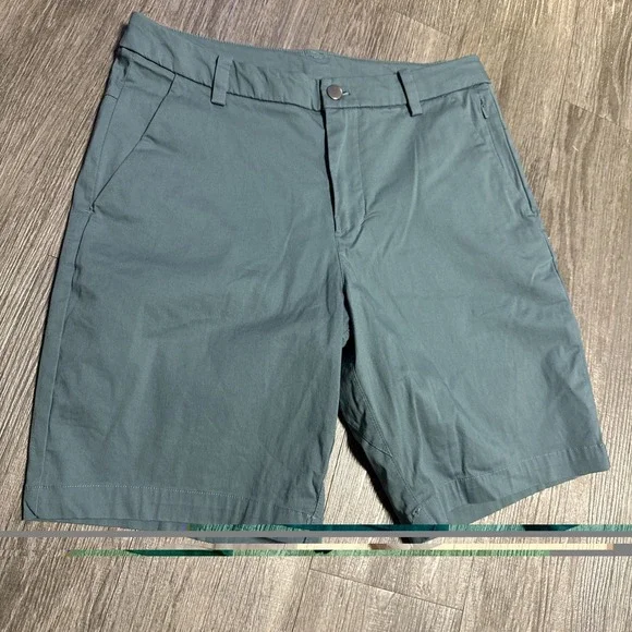 Men's Lululemon Commission Warpstream Shorts Classic Chino Athletic Golf Size 30