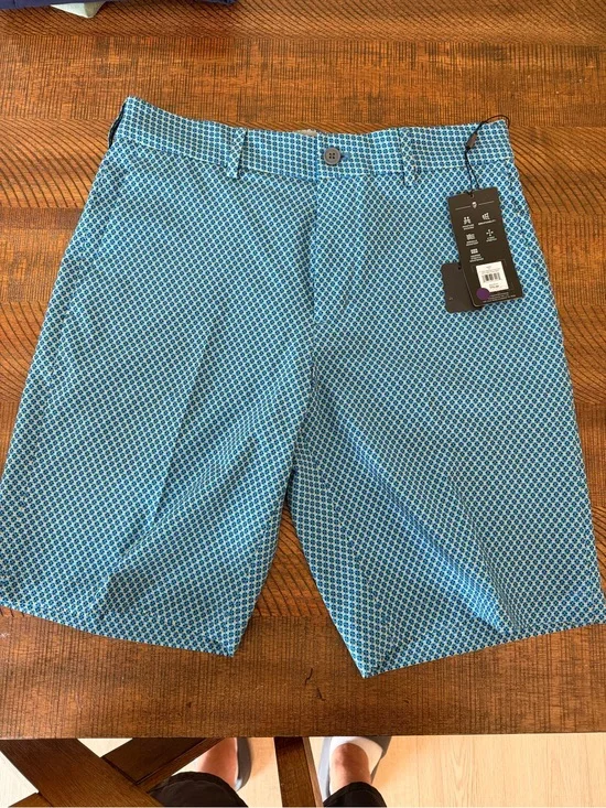 Walter Hagen Blue Geometric Pattern Golf Shorts