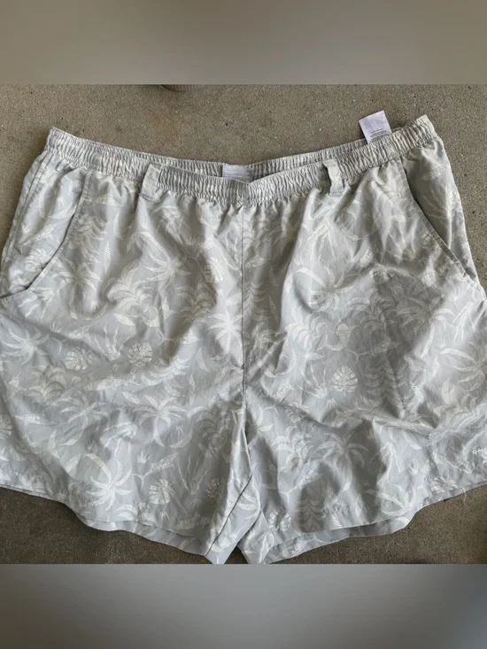 Light Gray Floral Print l Shorts