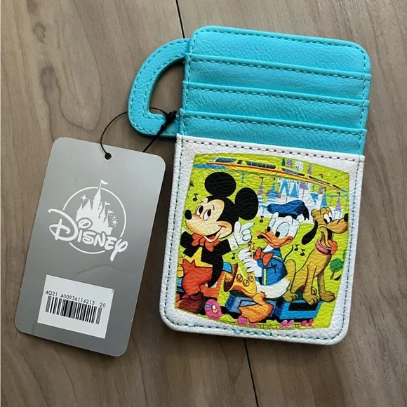 Disney World 50th Anniversary Vault Series Mickey Country Bears Wallet ID