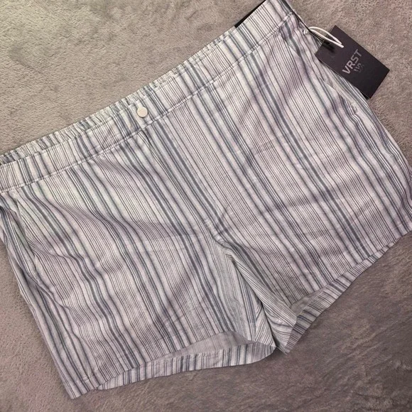 NWT VRST Men's Resort Shorts Sz XXL Blue Calm Stripe 5