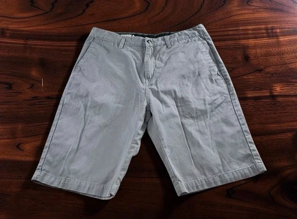 Men's Volcom Vmonty Grey Shorts Size 33 Skater Streetwear 10