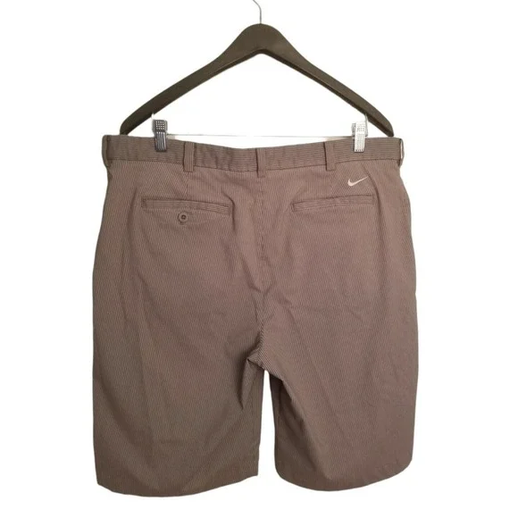 Nike Golf Men's Shorts Brown/gray Flat Front Striped Size 38 INSEAME 11