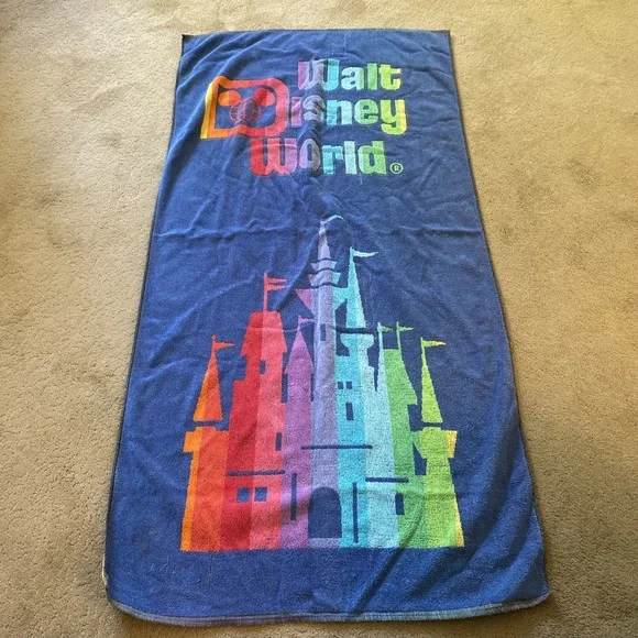 Vintage 80's Walt Disney Beach Towel Rainbow Castle Cotton 50