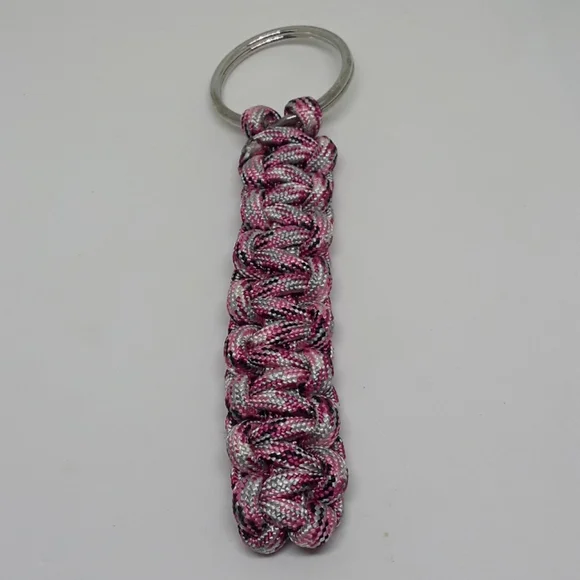 paracord keychain