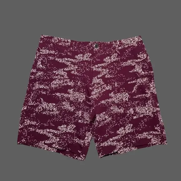 Under Armour UA Golf Printed Shorts Burgundy 36 NWT