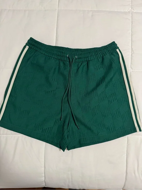 Kith x adidas Originals Football Jacquard Short