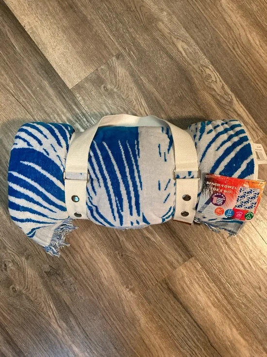LOFT by Loftex Beach Towel for Two Palms