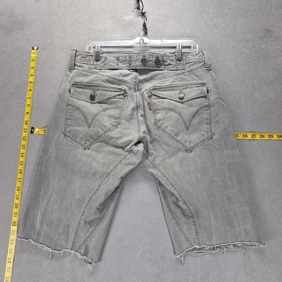 Vintage Levis Engineered Shorts Mens 32 Gray Cinch Back Twisted Jorts Jeans Raw