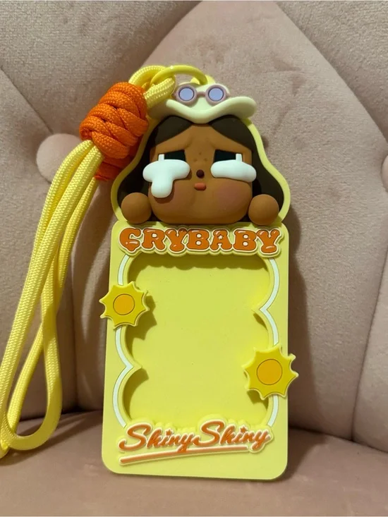 POP MART CRYBABY SHINY SHINY SERIES-CARD HOLDER CONFIRMED BLIND BOX