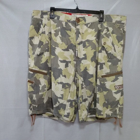 Vtg Y2K LRG Maple Leaf  Green Camo Shorts Men's 40 Baggy Skater Streetwear