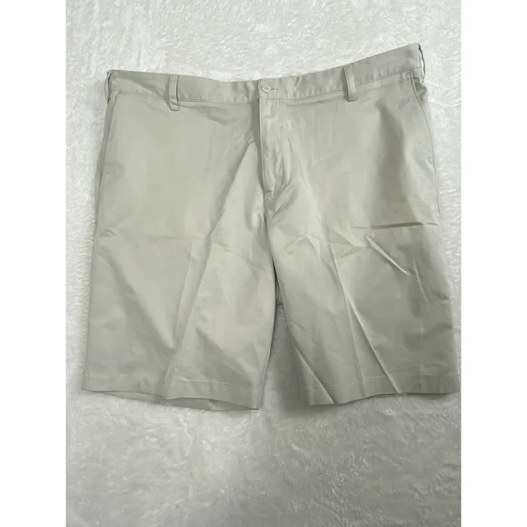 Adidas Golf Shorts Flat Front Lightweight Performance Beige‎ Size 42