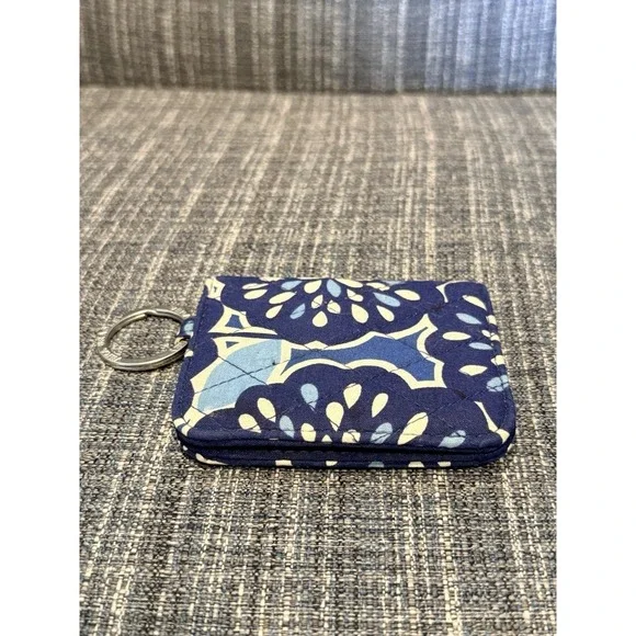 Vera Bradley Blue Zip ID Case in‎ Petal Splash