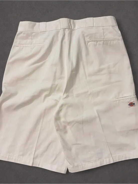 Dickies White Loose Fit Multi-Pocket Work Shorts Size 40