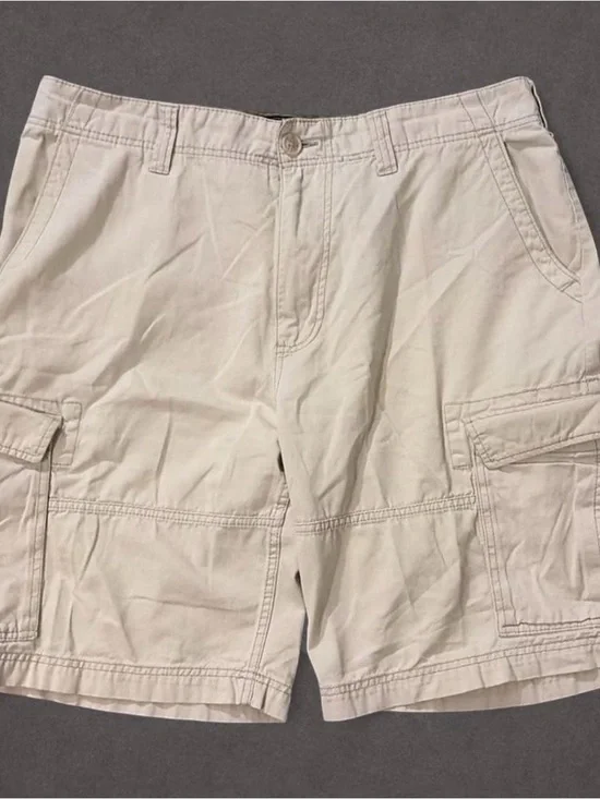 American Rag Cargo Shorts Beige Khaki Size 38