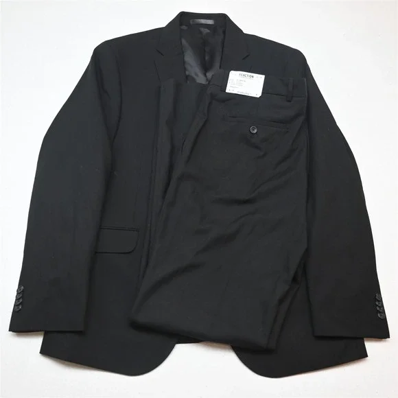 Kenneth Cole Reaction 42R 36x34 Black Technicole Soft Shoulder Mens Suit