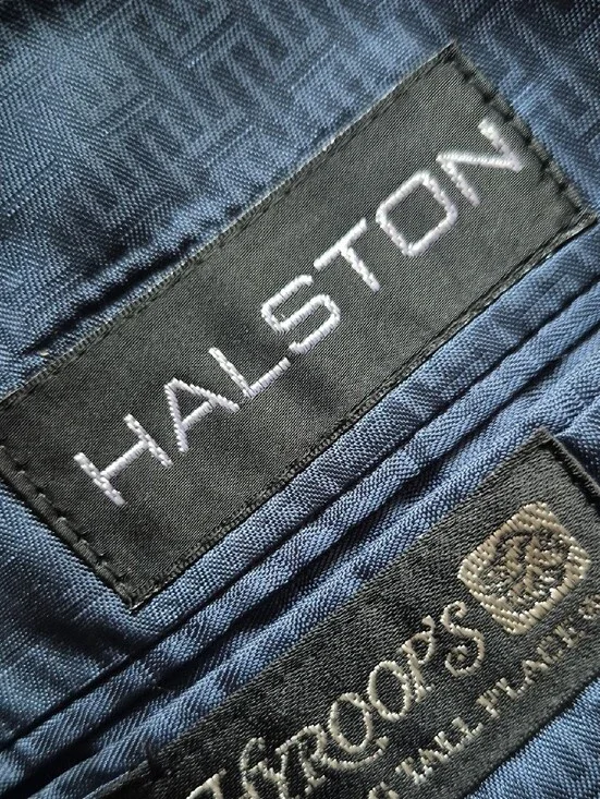 Halston (USA) Men's Vintage Ultra Suede Luxury Fabric (2) Button Blazer