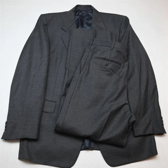 Vtg USA Made Hickey Freeman 43R 32x32 Gray 100% Wool Flannel Boardroom Mens Suit