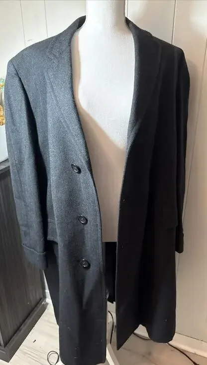 Botany Men's Vintage 500 Charcoal Trench Coat Size 40R