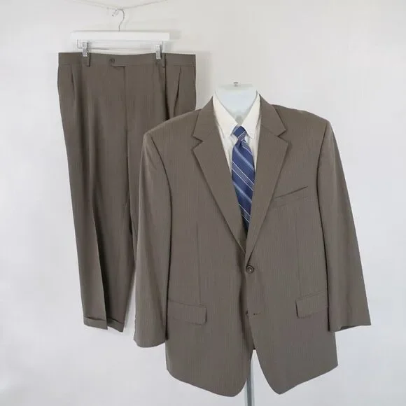 Joseph & Feiss Wool Beige Green Herringbone Striped 2 Piece Suit 42R 39/28 2 But