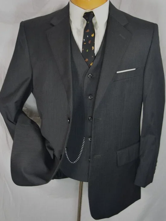 Alfani Charcoal 100% Wool Pinstripe 3 PC Suit 40 S 34 x 28 Dual Vent $495 MSRP