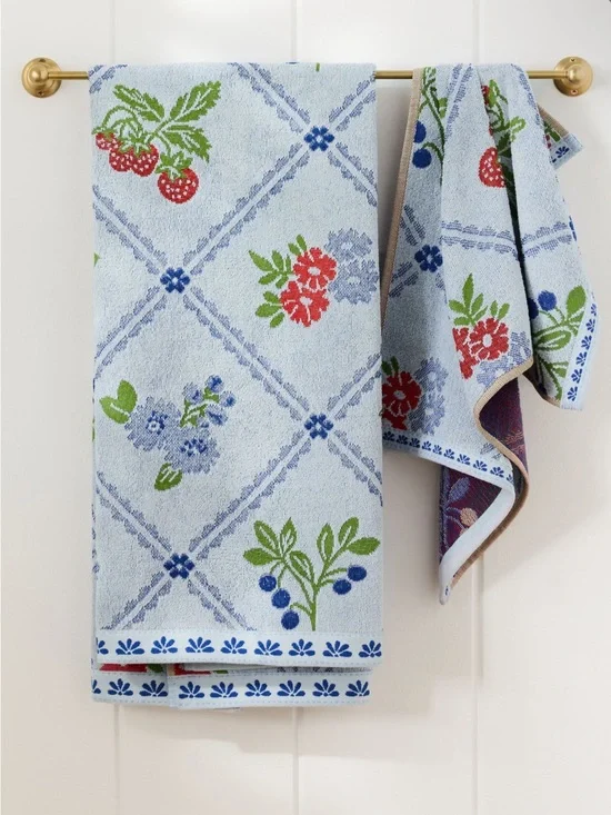 Anthropologie Astrid Cotton Woven Floral Hand Towel