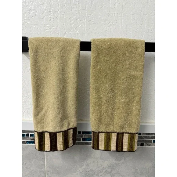 Avanti‎ Linens Sage Green Striped Border Hand Towels 100% Cotton Set of 2 Canada