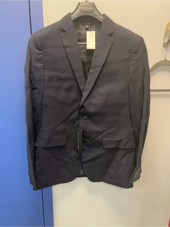 Banana Republic Men's Dark Navy Two-Button Blazer