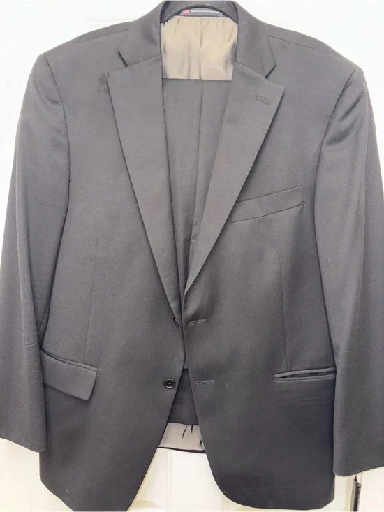 Dillards Black Men's suit