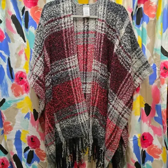 Woolrich fringe blanket boucle knit shawl poncho cozy plaid One‎ Size