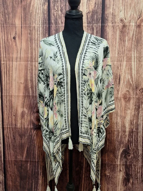 Vince Camuto Floral Palm Print Tassel Shawl One Size!