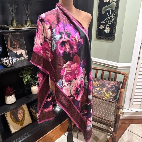 White House Black Market Viola Oblong Scarf – OS – Cabernet Satin